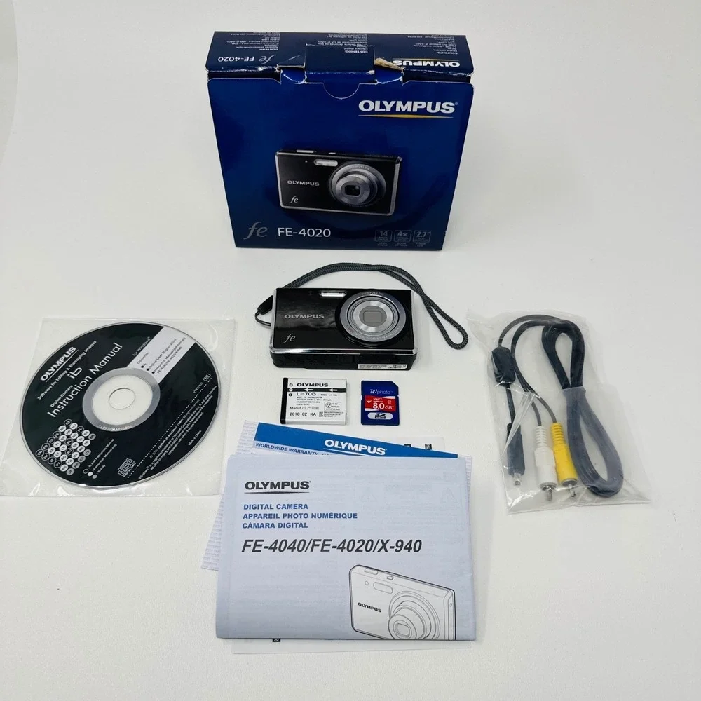 Olympus FE-4020 Digital Camera 14MP 4x Optical Zoom with Box and 8GB SDHC